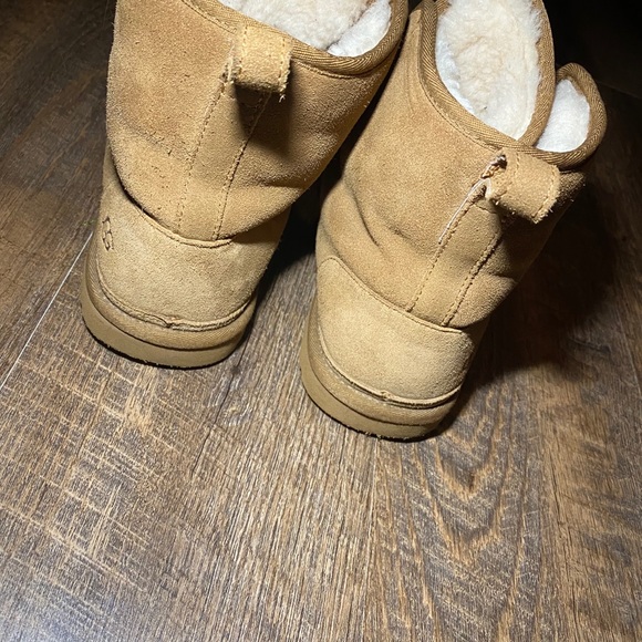 Men’s Ugg High Top Boots - Picture 4 of 6